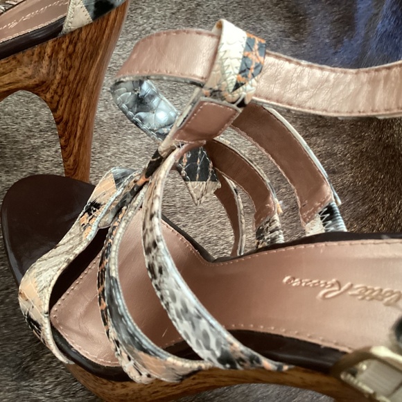 Charlotte Russe Multi Colored Strap Detail Peep Toe Heels - Picture 10 of 13